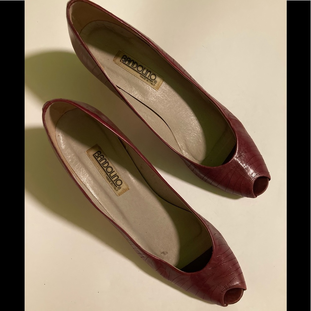 Bandolino wine color, 10N, 2.5” heel, $25.